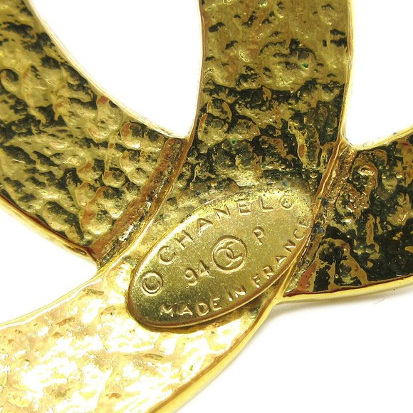 Authentic CHANEL CC Logos Charm Brooch Pin Corsage Gold-Tone 94P - Picture 4 of 4